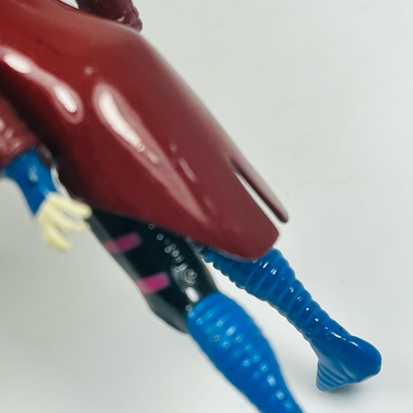 X-Men Steel Mutants Gambit 2.5 Inch Die Cast Figure 1994 Toy Biz Marvel Loose - Picture 5 of 6